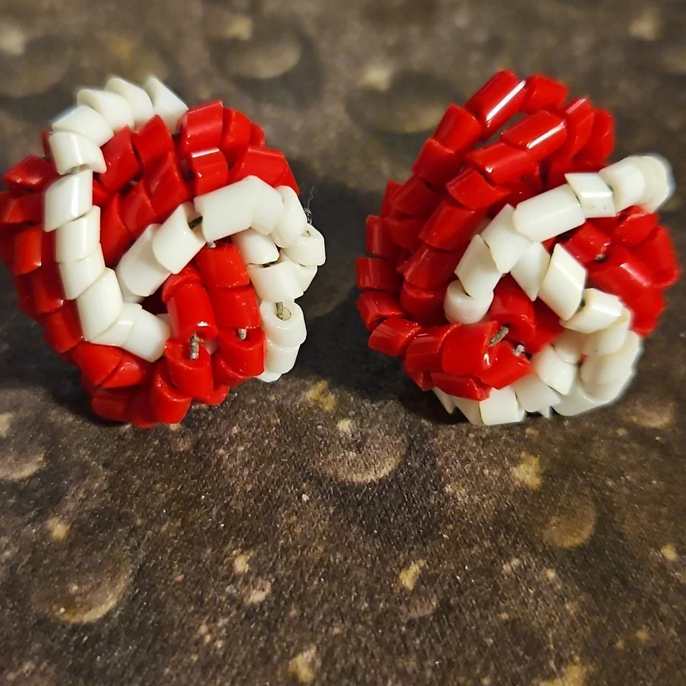 Red and White Beaded Pierced Earrings